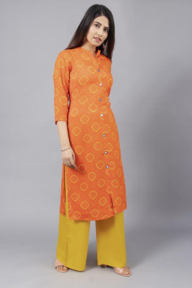 Typical Rajasthani Batik Print Kurti With Mirror Buttons - Image 2